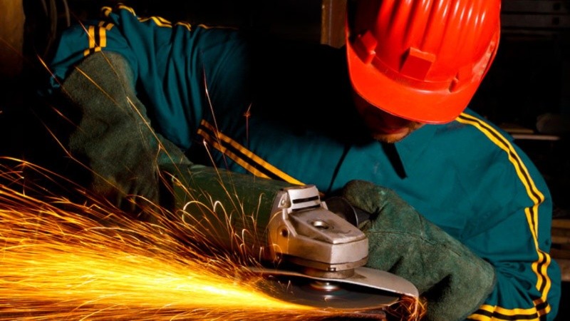 La economía mejoró su racha tras cuatro meses con caídas