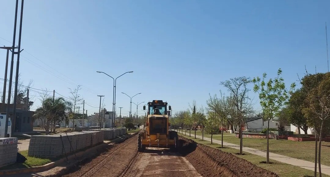San Basilio: comenzó la obra de pavimento articulado en Boulevard Lorenzo Berardo