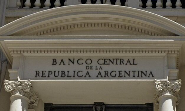 El Banco Central compró US$88 millones y los dólares bursátiles siguen bajando