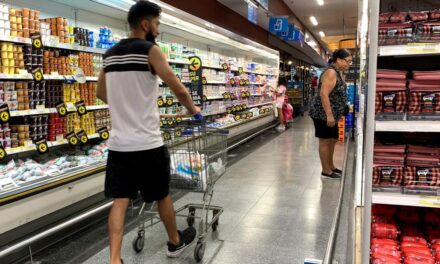 El nivel de actividad económica bajó en septiembre 0,7% interanual