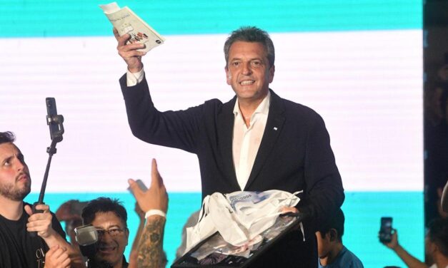 «Tenemos la enorme responsabilidad de dar vuelta la página y llamar a la unidad nacional»