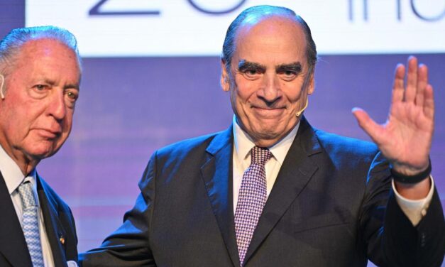 Reforma del Estado, desregulaciones y baja de impuestos, ejes del plan de LLA ante la UIA