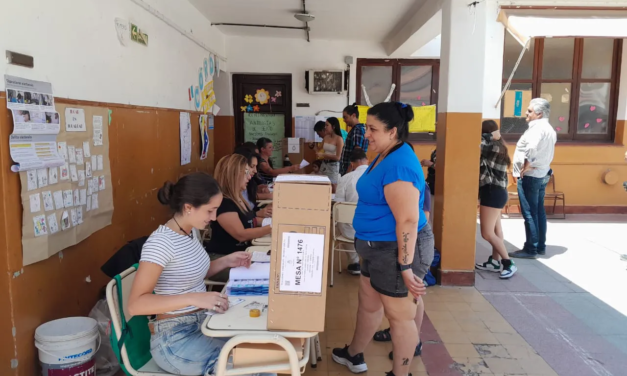 Votó el 76% del padrón al cierre de los comicios, según la CNE