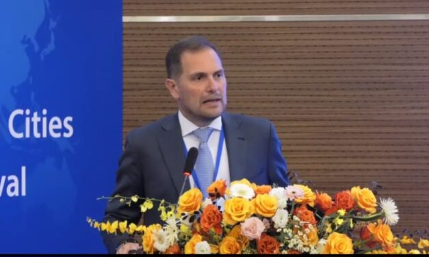 Gill representó a Villa María en el 10º aniversario de la Red Mundial de Ciudades del Aprendizaje