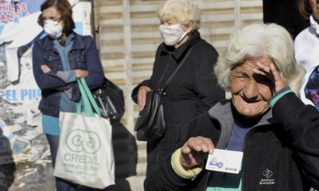 Jubilación mínima: el Gobierno oficializó refuerzo de $55.000 en diciembre