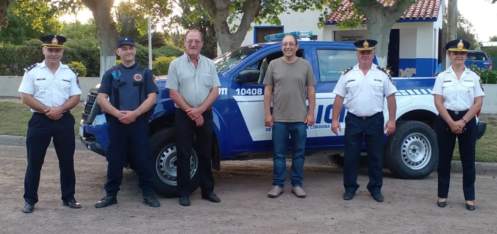 Los Cisnes recibió un nuevo móvil policial