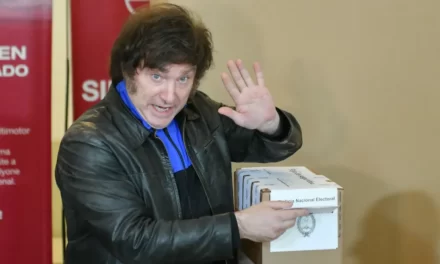 «Todo lo que había que hacer ya se hizo», dijo Milei tras votar