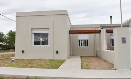 Vicuña Mackenna: se realizó la entrega de una vivienda del plan Pro.Ma.Vi