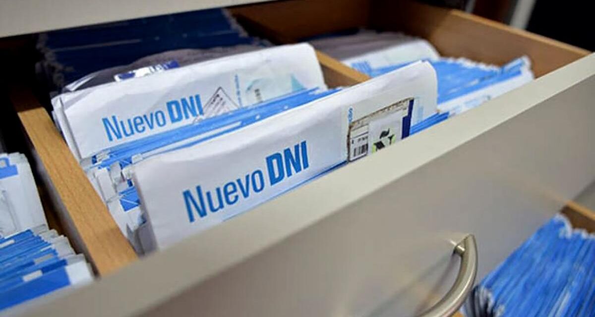 El Renaper lanzó el nuevo DNI electrónico con chip y código QR