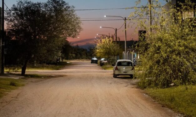 Río Tercero: avanza el recambio de luminarias led en barrio El Portal