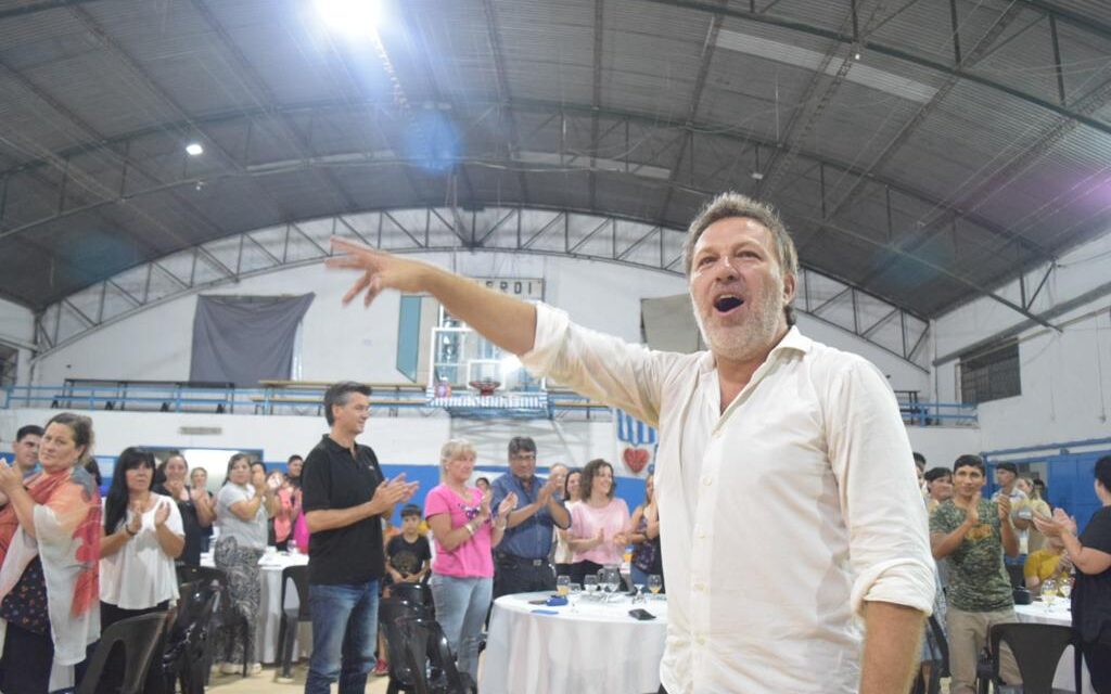 Gustavo Dova lanzó su candidatura