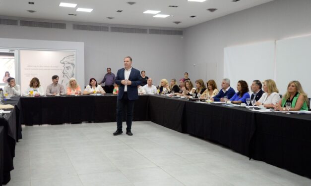 Educación: reunión del equipo de gestión para diseñar las líneas de acción 2024-2027