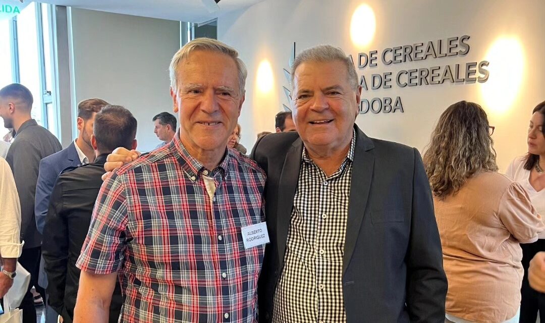 Busso participó en el acto de recambio de autoridades de la bolsa de cereales de Córdoba