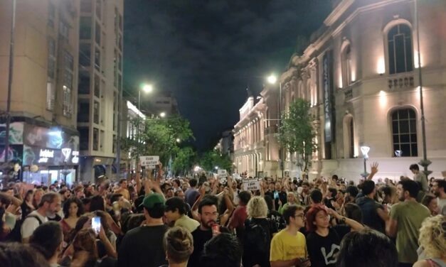 Nuevos cacerolazos en Córdoba y en distintos puntos del país contra Milei