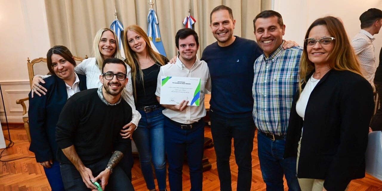 Villa María: Distinguieron la trayectoria laboral de empleados con discapacidad