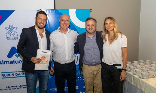 El Rector de la Universidad Nacional de Río Tercero visitó Almafuerte