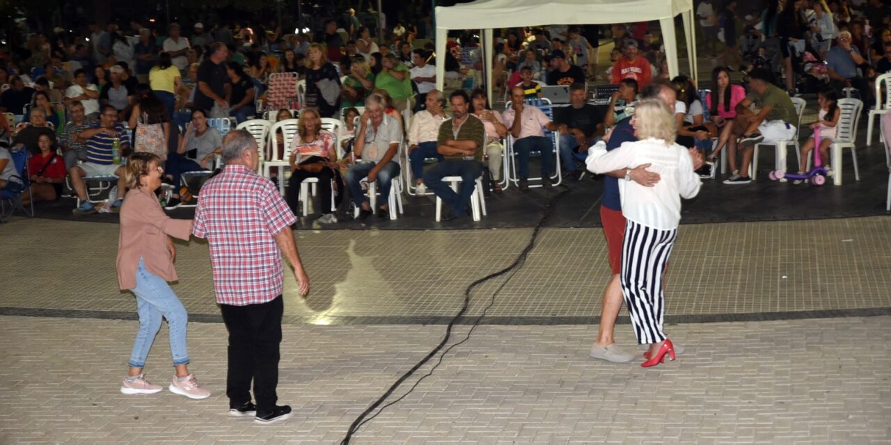 Vicuña Mackenna: Se realizó la tercera noche de «Viva el Verano en la Ciudad»