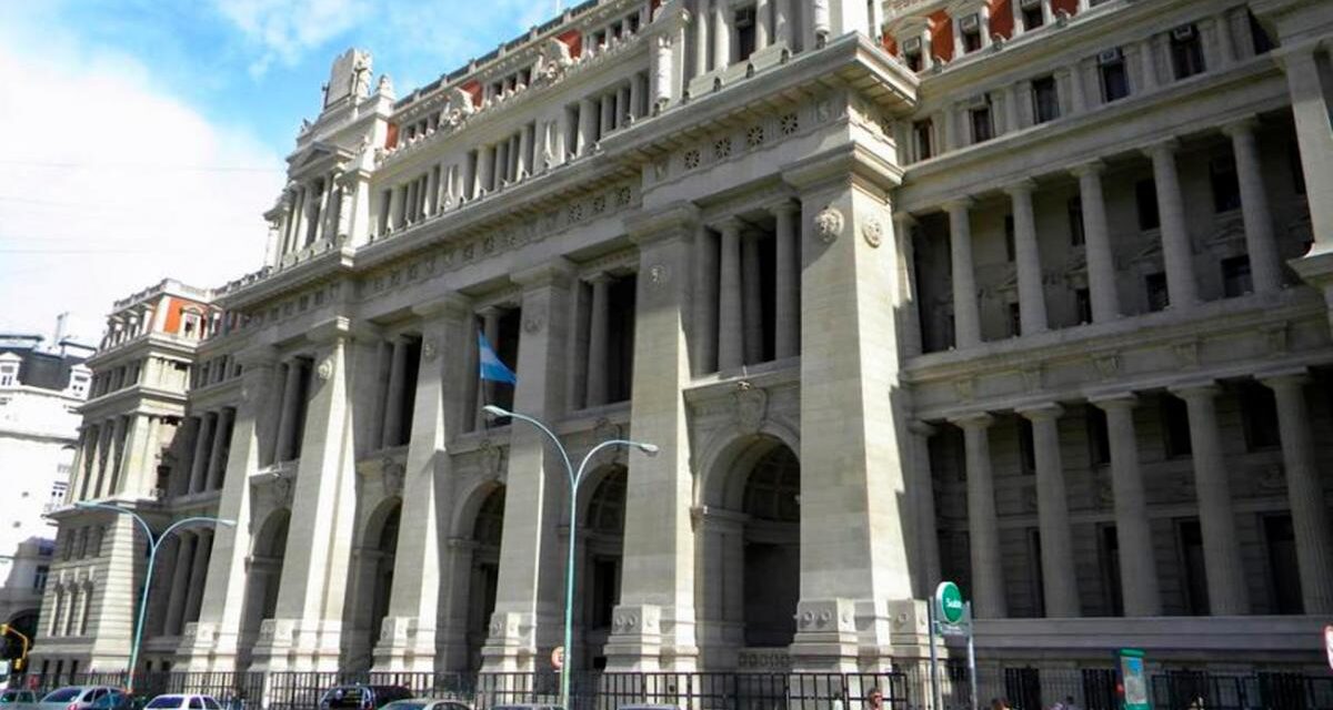 La Justicia rechazó el planteo de una medida cautelar contra la totalidad del DNU
