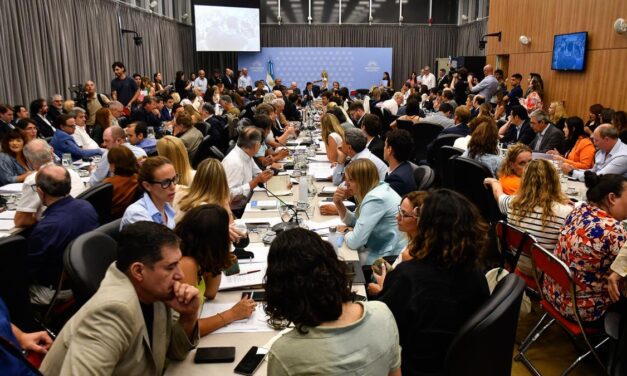 Envían al Congreso un proyecto de Impuesto a los Ingresos Personales