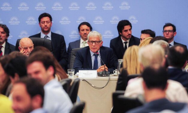 Diputados inició el debate de la «Ley ómnibus» que Milei mandó al Congreso