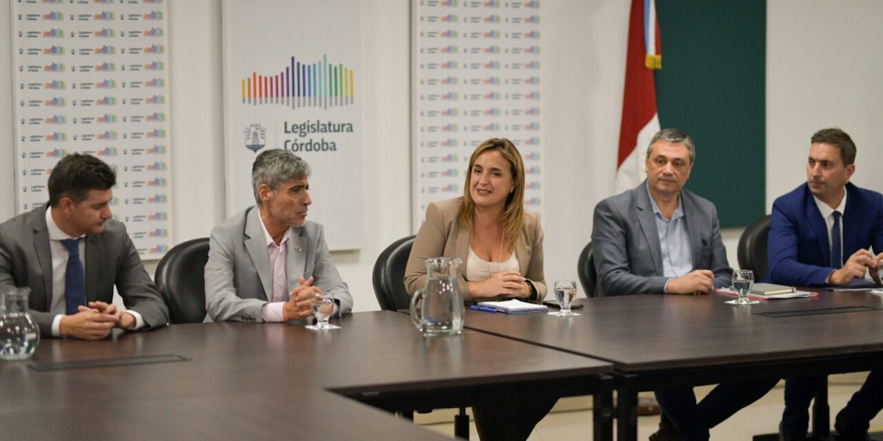 Intendentes de ocho departamentos conocieron detalles sobre la Ley de Seguridad