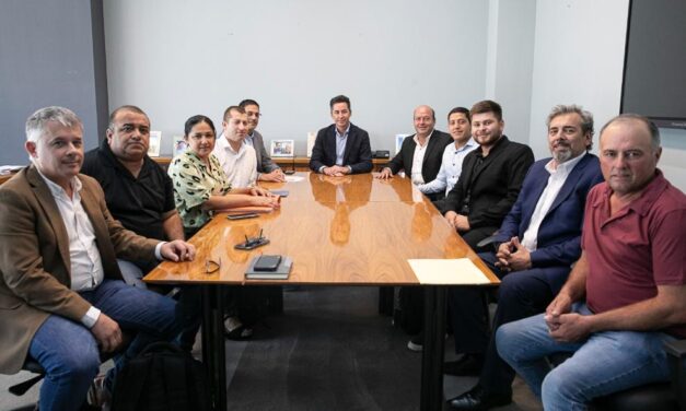 Manuel Calvo recibió a intendentes de los departamentos Marcos Juárez y Cruz del Eje