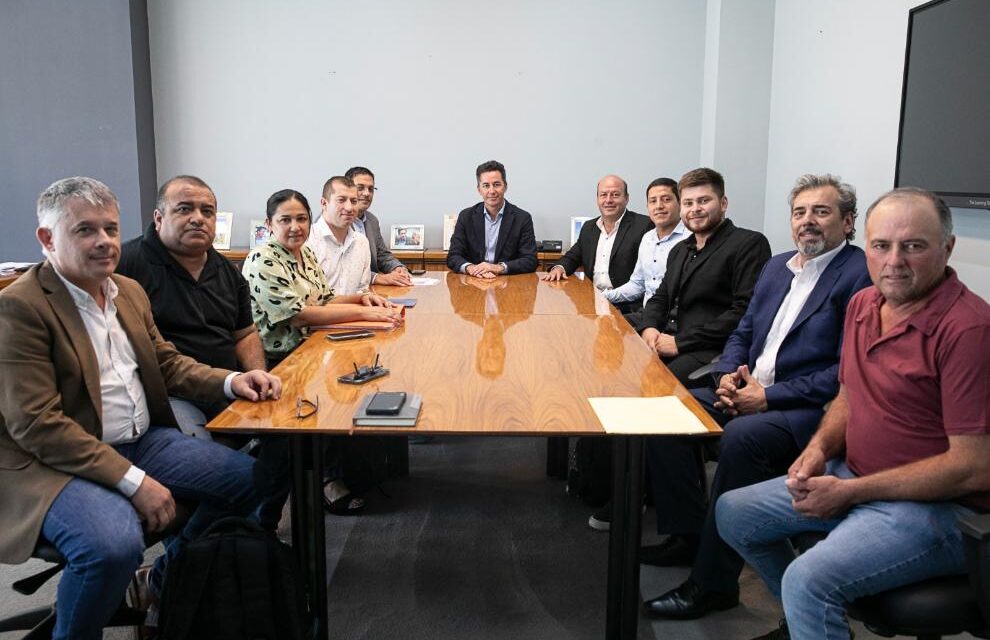 Manuel Calvo recibió a intendentes de los departamentos Marcos Juárez y Cruz del Eje