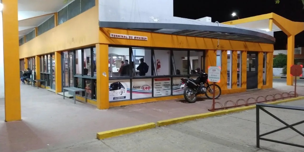Alcira Gigena: Avanza la remodelación de la Terminal de Ómnibus