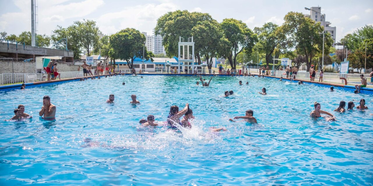 Río Cuarto: más de 5000 personas ya disfrutaron de los piletones municipales