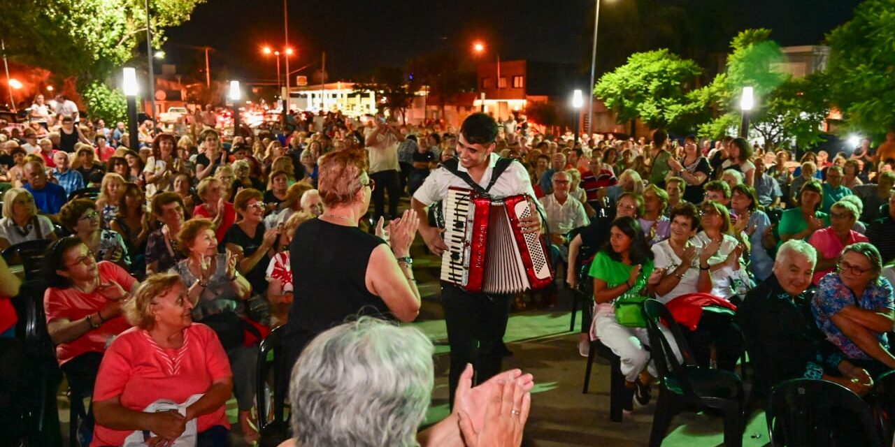 Villa María: Accastello estuvo presente en el Festival del Acordeón