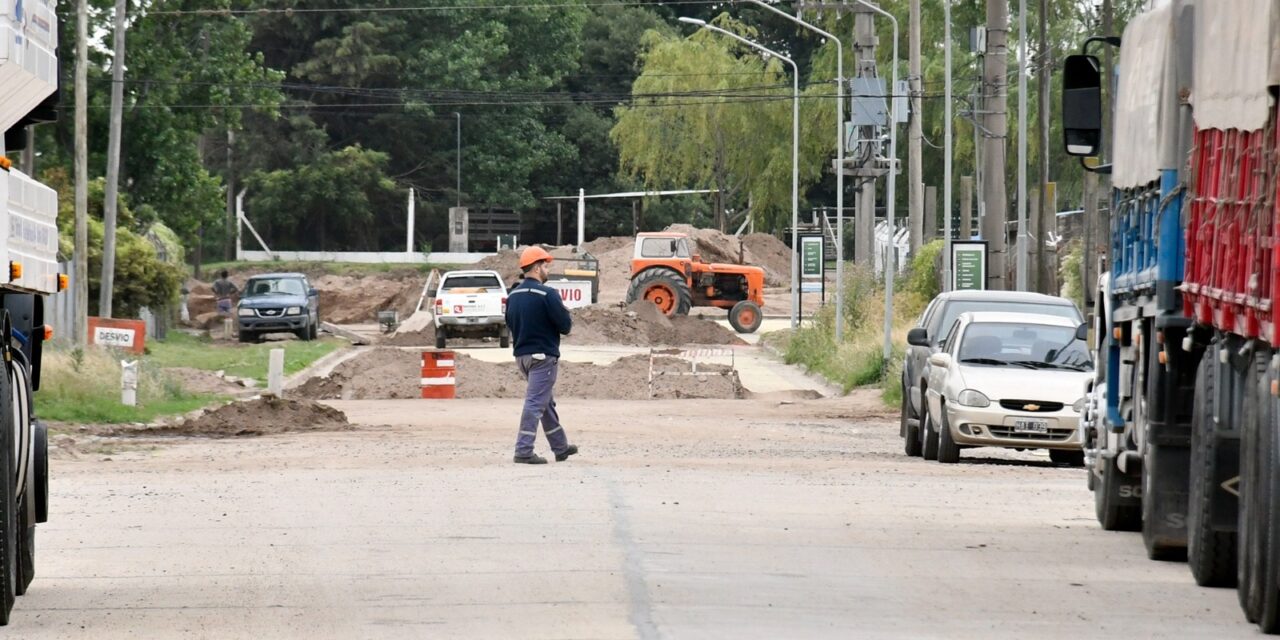 Avanzan las obras de pavimentación en el Parque Industrial de Río Cuarto