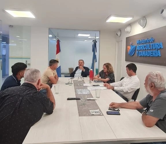 El ministro Busso se reunió con productores hortícolas de Córdoba