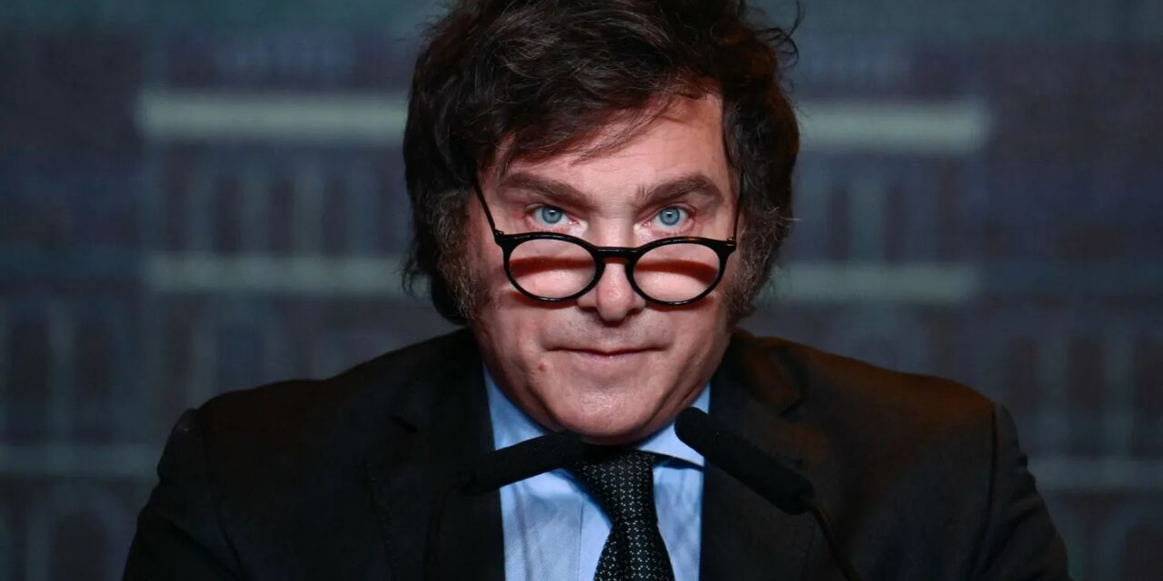 A un mes del gobierno de Javier Milei, su imagen se mantuvo estable