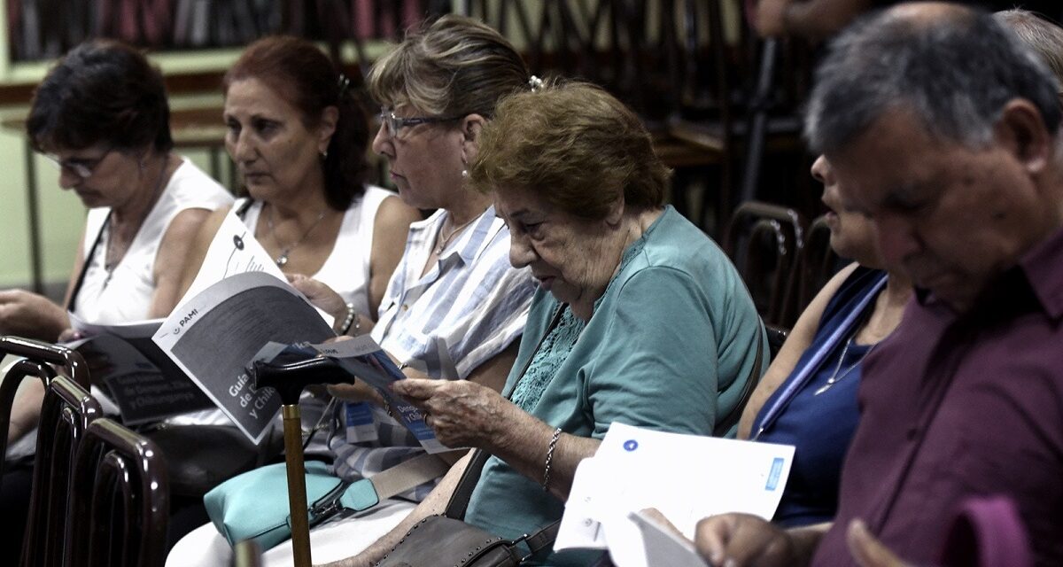 El Gobierno propone actualizar las jubilaciones sólo por inflación desde abril