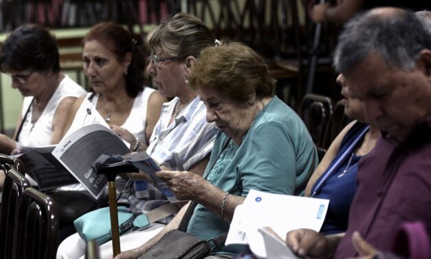 El Gobierno propone actualizar las jubilaciones sólo por inflación desde abril