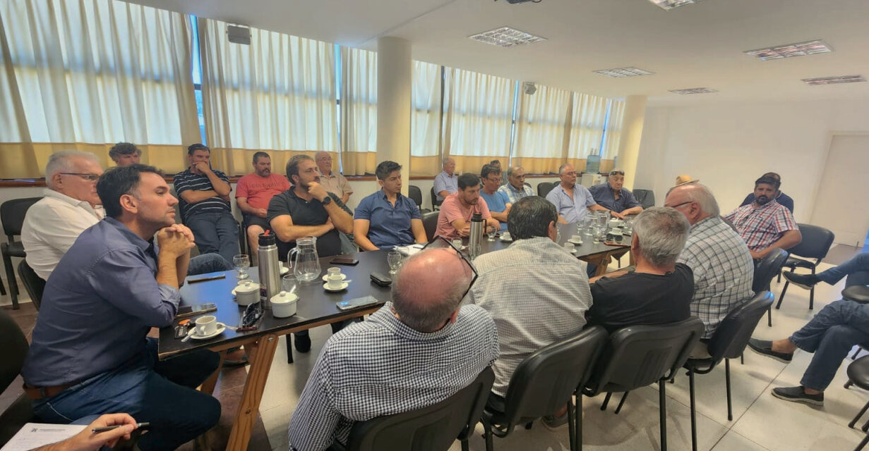 Consorcios camineros y de Conservación de suelos se reunieron en la rural de Río Cuarto
