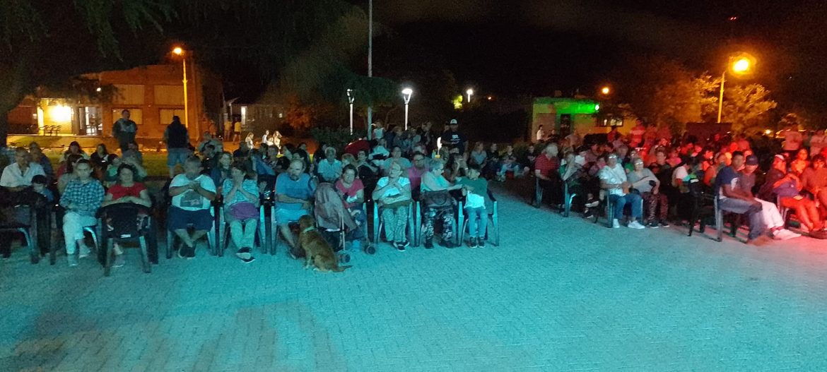Santa Eufemia tuvo su primera noche del Festival del Verano