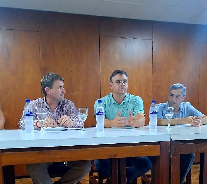 Gvozdenovich se reunió con vecinos de Leones que reclaman seguridad