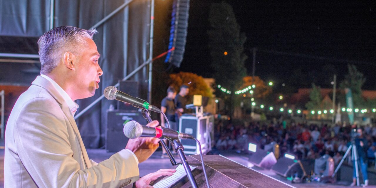 Se realizó la noche central de la 64º edición de la Fiesta Provincial del Trigo en Villa Huidobro