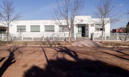 Se realiza la refacción y mantenimiento de centros educativos en Tosquita
