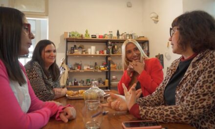 “Vivir con Cáncer”: una plataforma de contenidos con más de 65 testimonios para acompañar a pacientes y a su entorno