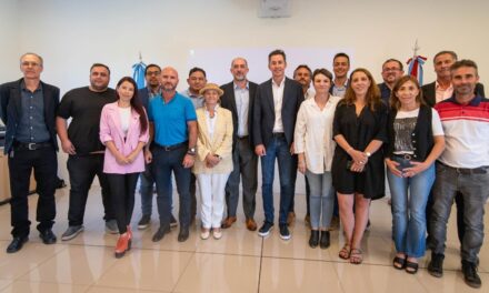 17 nuevos municipios y comunas adhieren a impuestos unificados