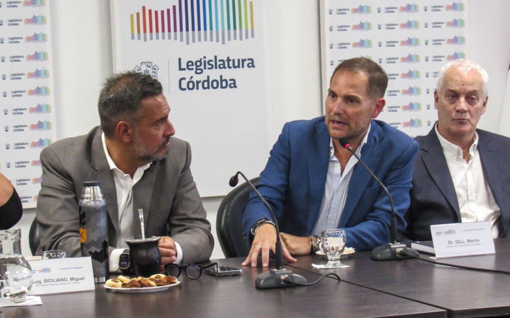 Martín Gill presentó el Ministerio de Cooperativas y Mutuales ante el bloque de legisladores de Hacemos Unidos por Córdoba