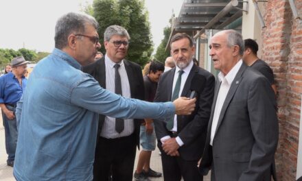 Se inauguró el primer cajero automático en Los Cisnes