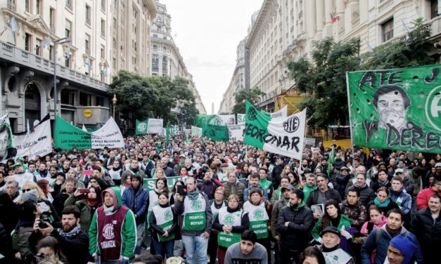 ATE realiza un paro nacional y moviliza al Inadi por «deterioro de ingresos»
