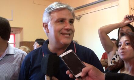 «La salida de la Argentina es con más trabajo y producción»