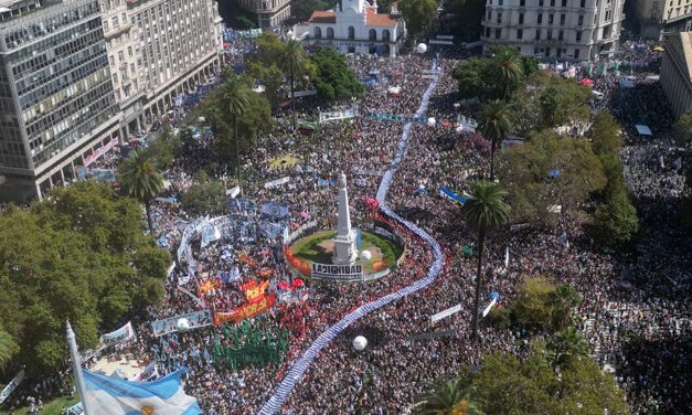 Esas plazas del “Nunca Más” que se hicieron sentir en todo el país