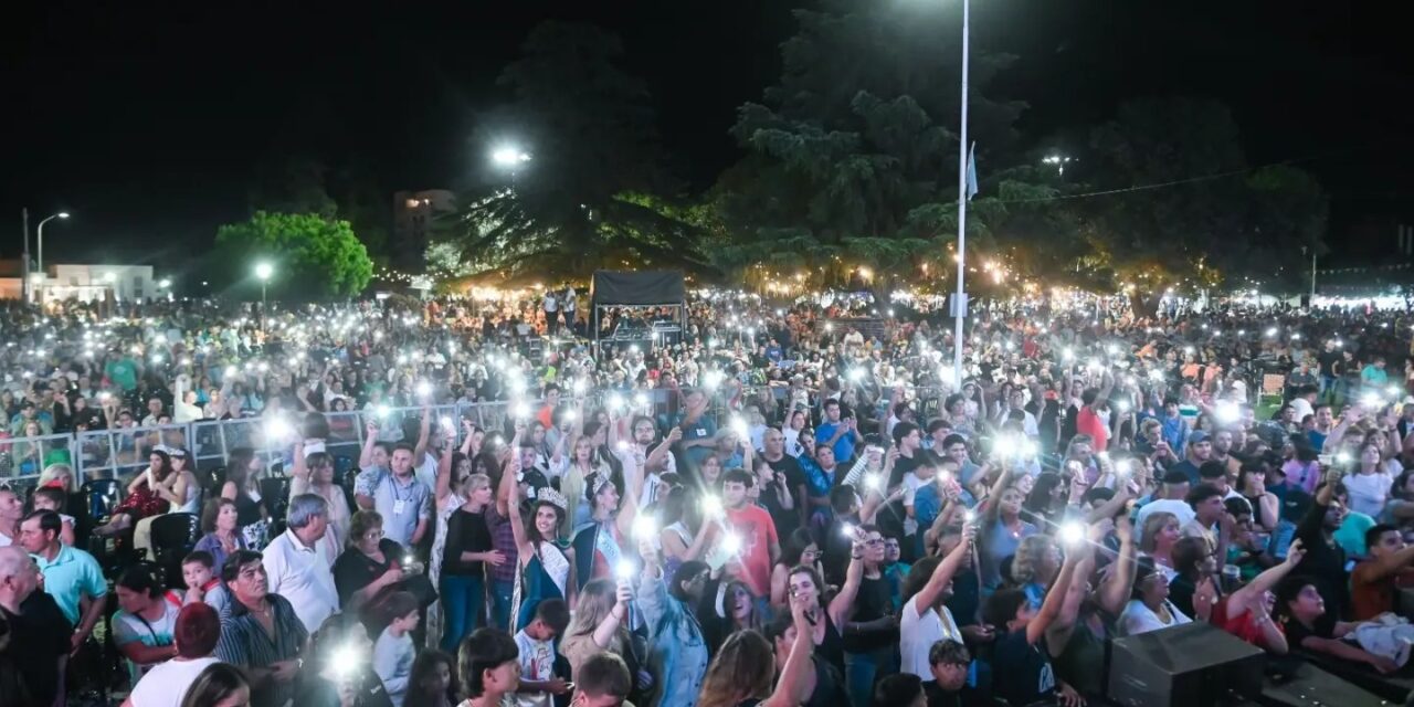 General Deheza: Se realizó la 33° edición de la Fiesta de las Colectividades