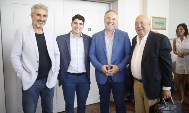 Accastello participó del almuerzo de trabajo de la Fundación Mediterránea