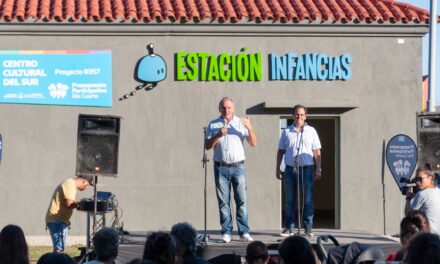 Llamosas y De Rivas habilitaron una sala cultural para las infancias en el Parque del Sur